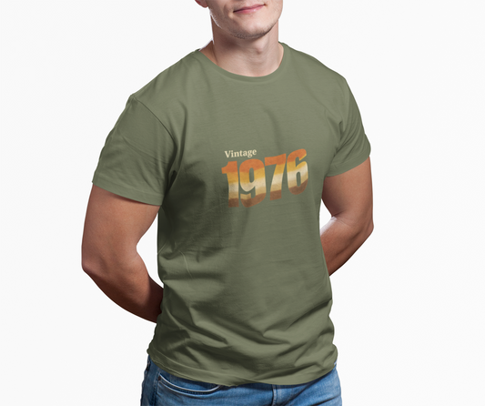 Vintage 1976 Retro Year T-Shirt