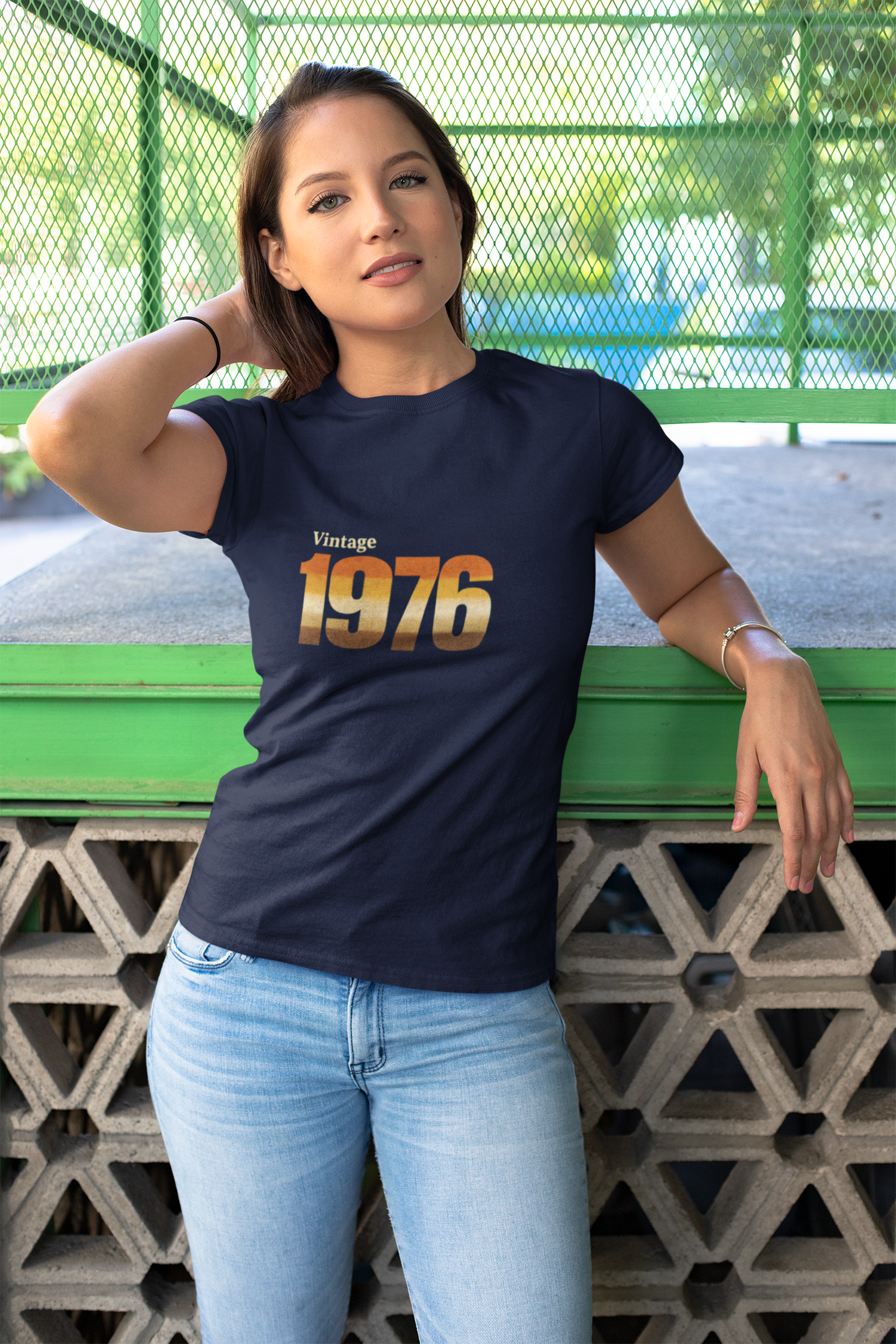 Vintage 1976 Retro Year T-Shirt